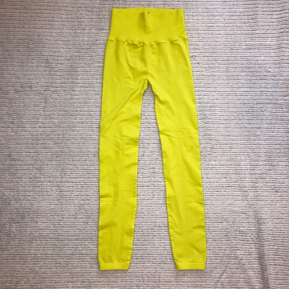 NEW SET!✨Free People Movement Good Karma Top and Leggings Set XS/S - Picture 8 of 16